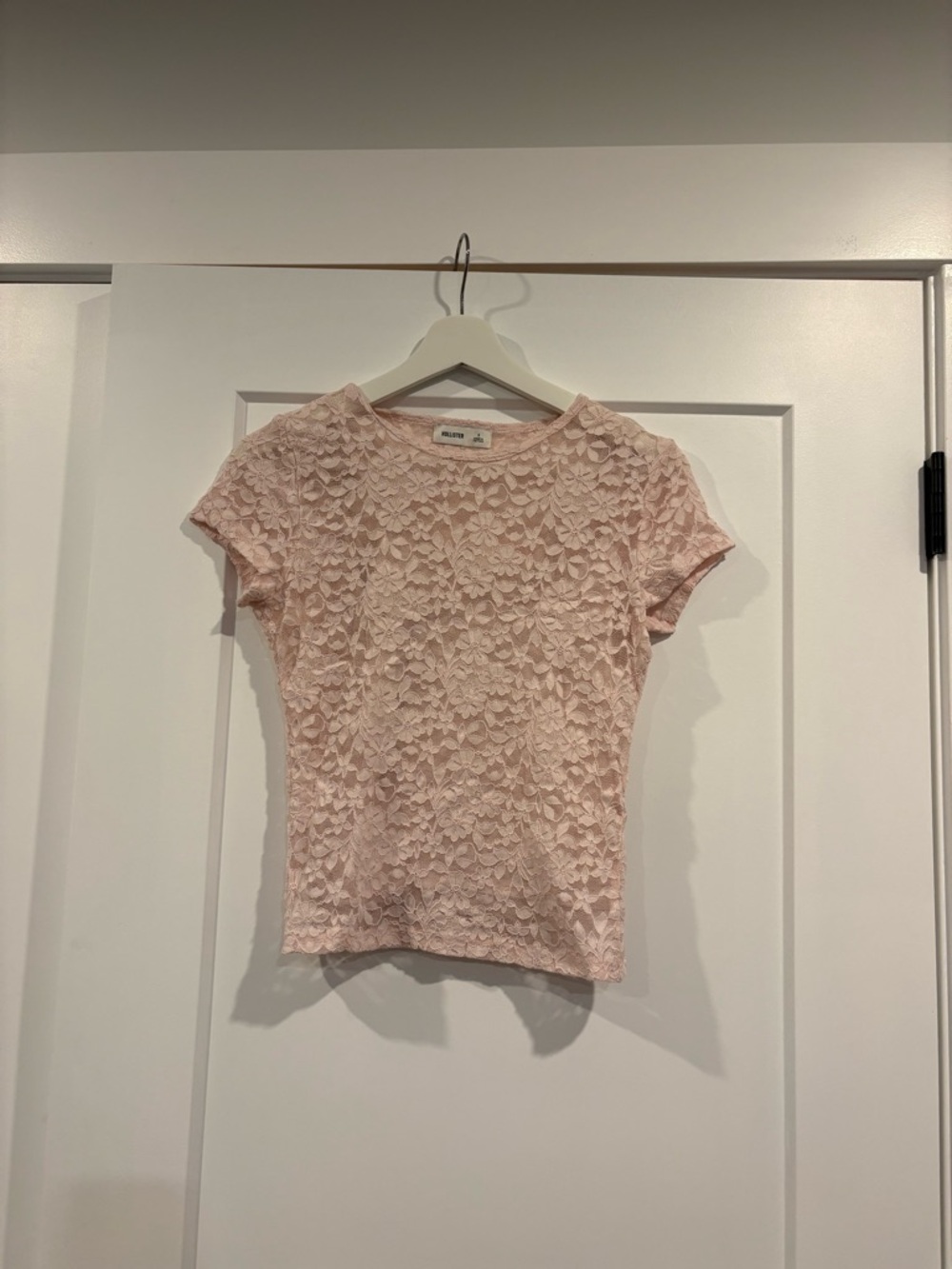 Hollister Light Blush Pink Floral Lace Short Sleeve Tee